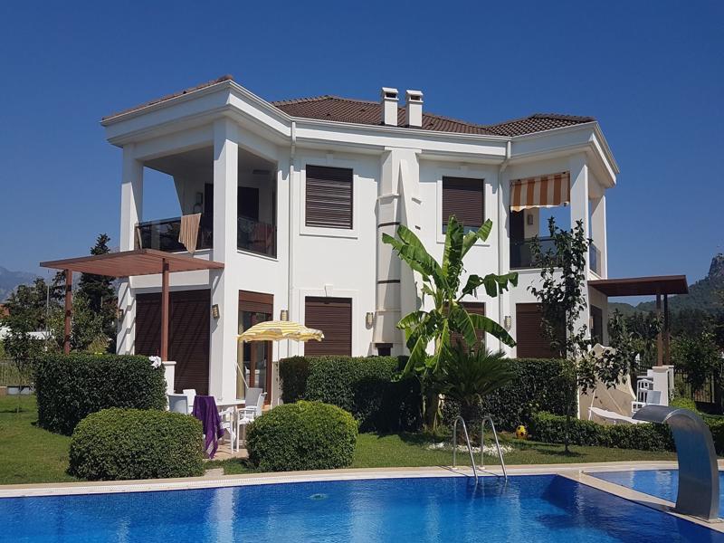 Cristal Villalar Κεμέρ Εξωτερικό φωτογραφία