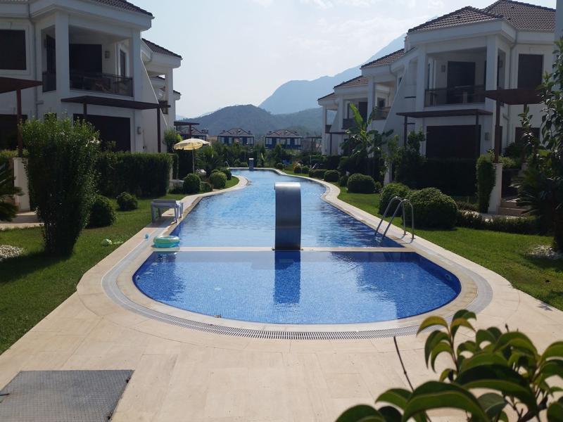 Cristal Villalar Κεμέρ Εξωτερικό φωτογραφία
